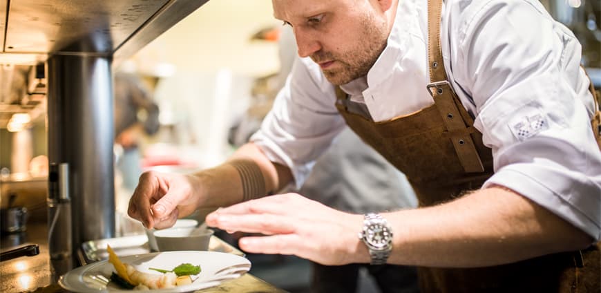 RP219_Hangar7_Nick_Bril_Kitchen2_Slider