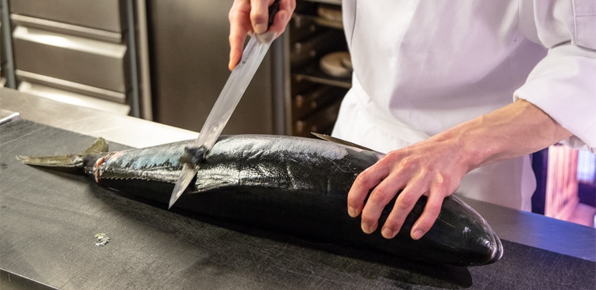 RP221_stkp_nikkei_nine_slider3