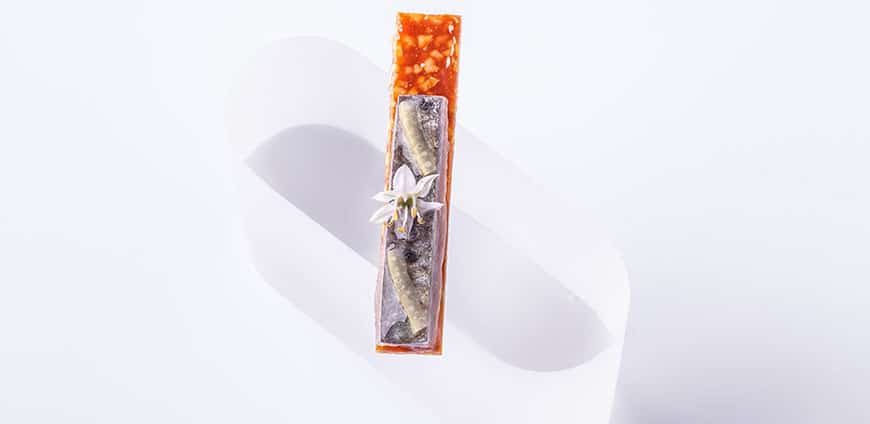 aqua-sardine-raeuchermandel-knusper-aioli-credit-goetz-wrage-1-slider