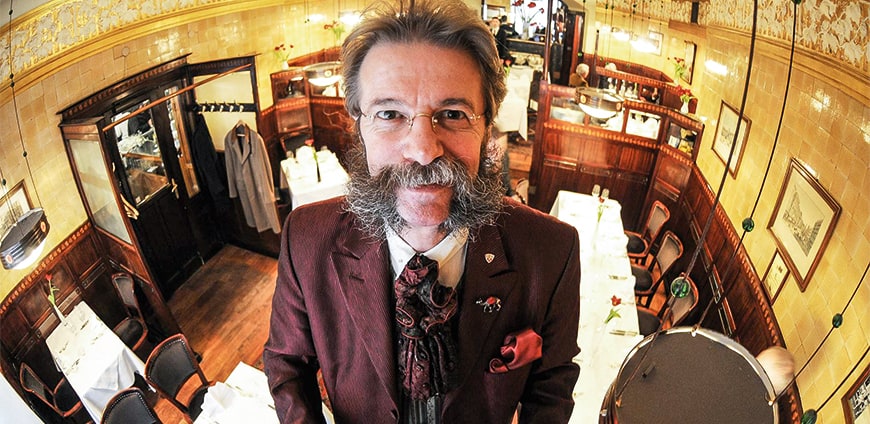 rp220_schwarzes_kameel_slider2