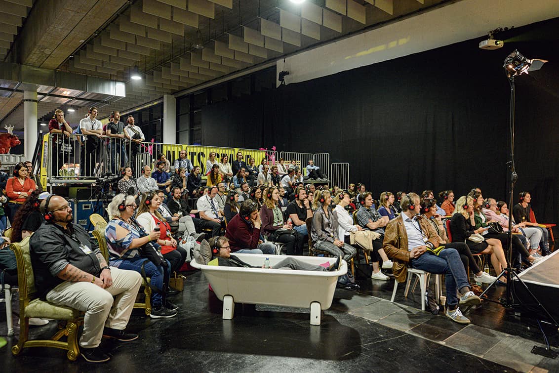 ROLLING PIN.CONVENTION