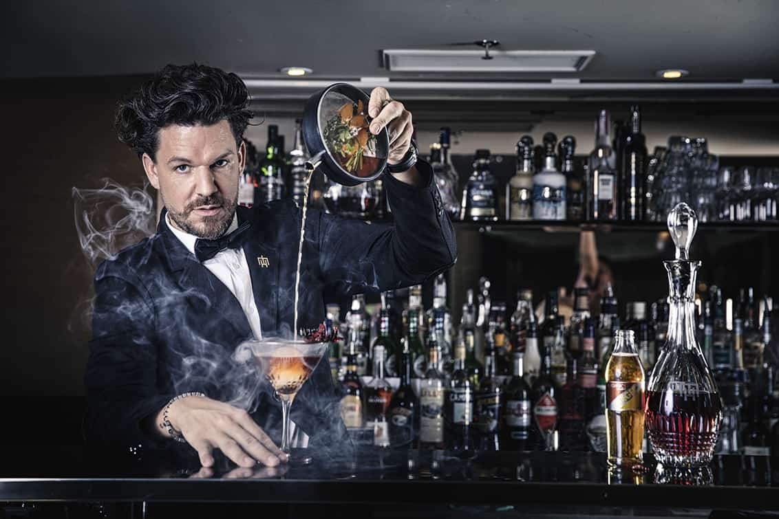 ROLLING PIN. CONVENTIONS