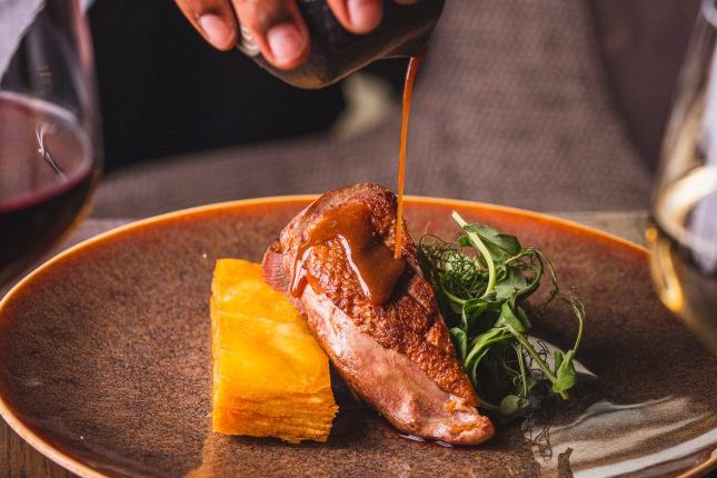 Crispy-Skin-Duck-e1661426587210