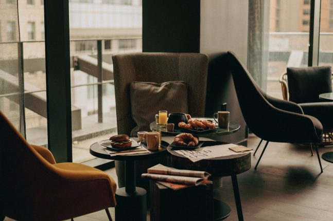 07-breakfast-The-Cloud-One-Hotel-scaled-e1667986313355