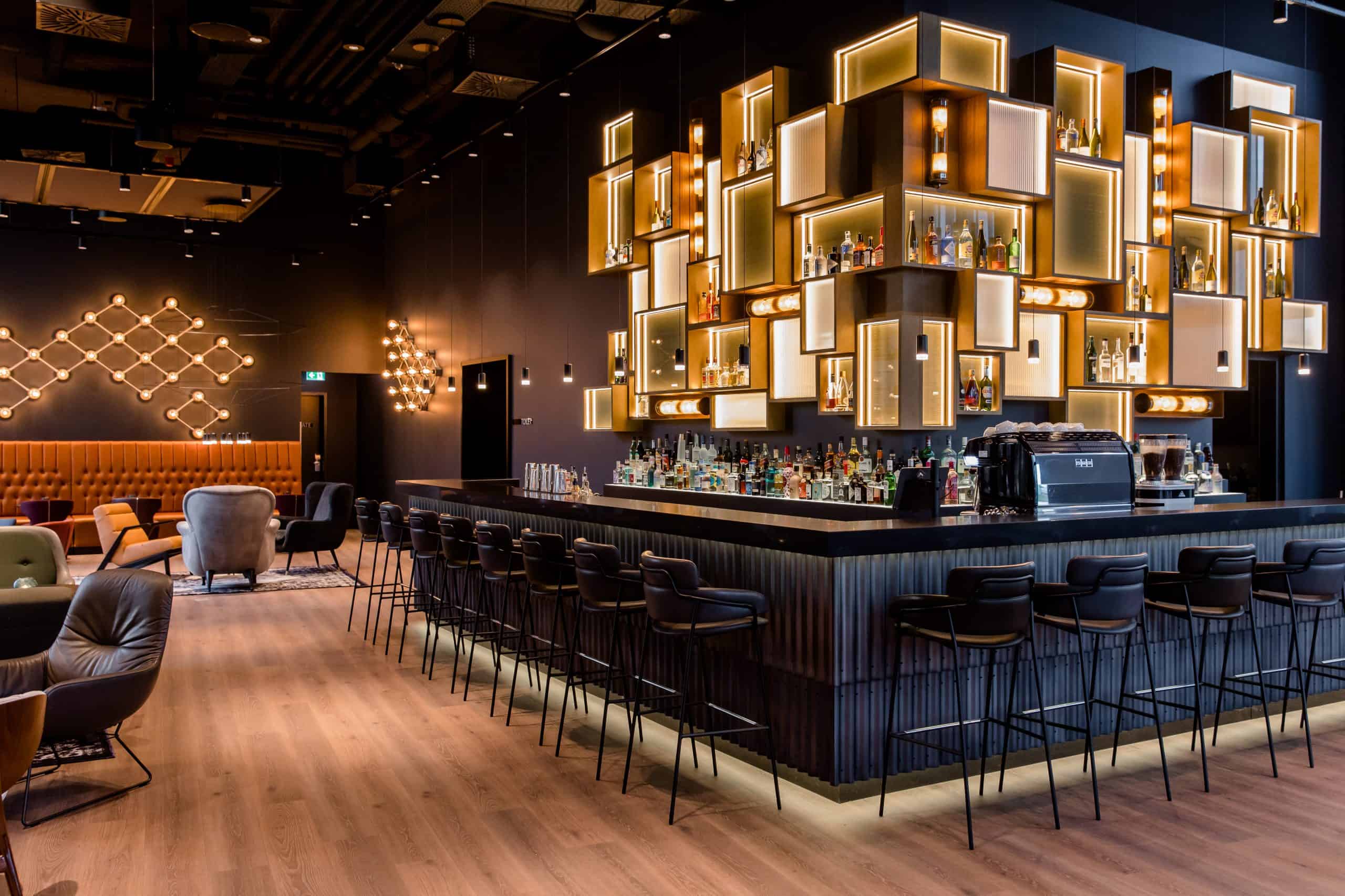 15-Bar-13-141222_MotelOne-Stuttgart-4729-scaled