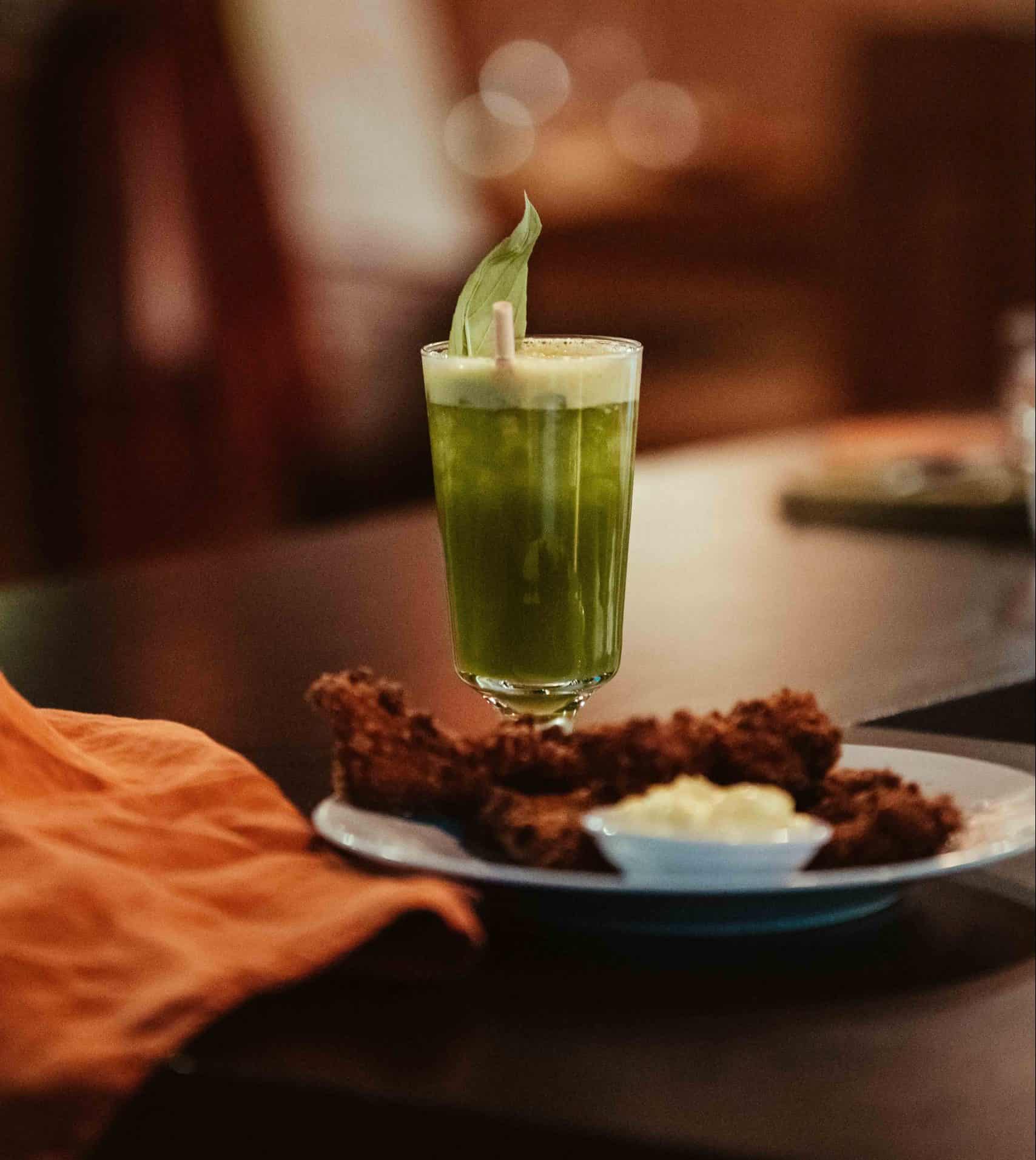 25hours_ZHL_Cinchona-Bar_Basil-Lemonade-scaled-e1673874420190