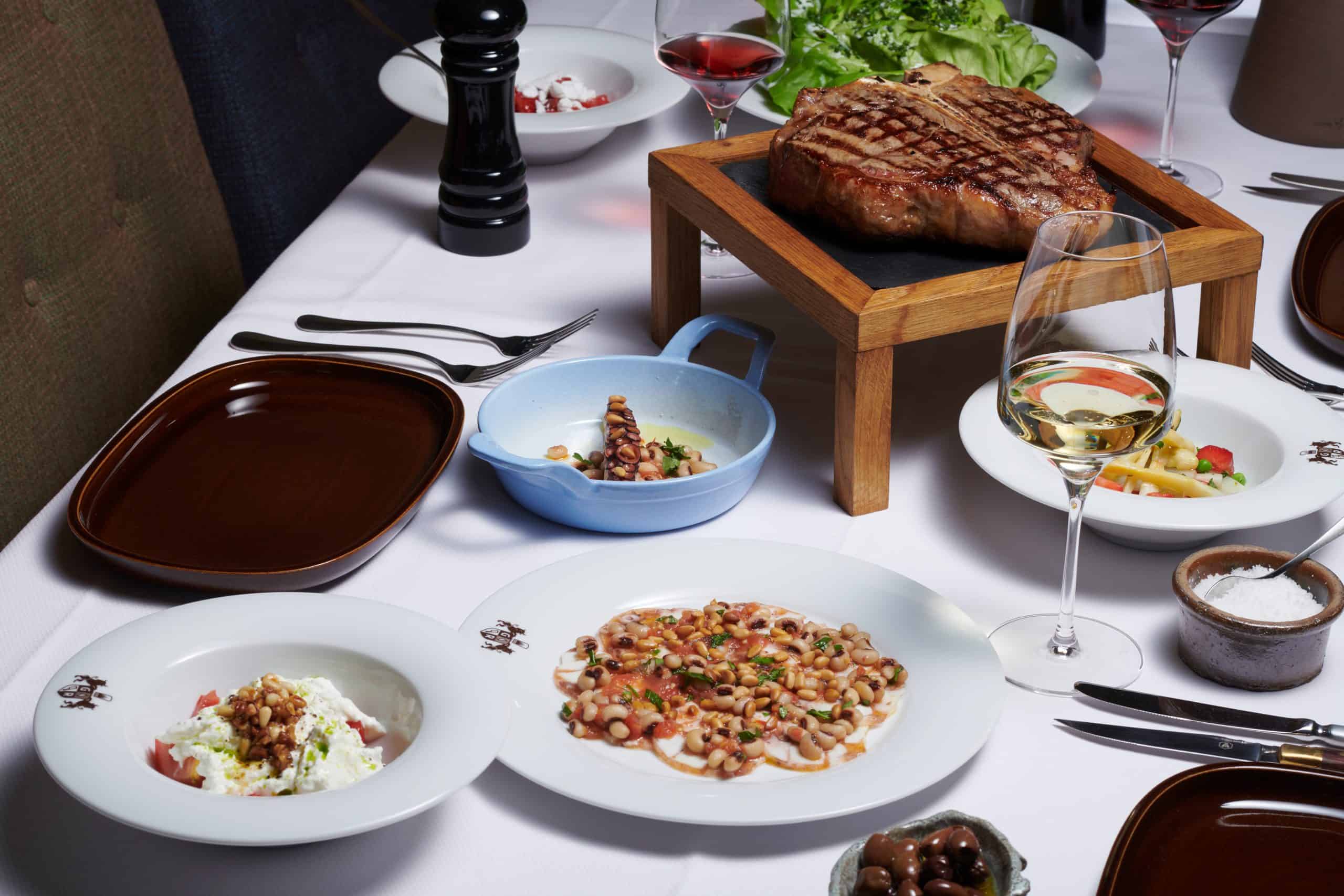 Grill-Royal-Hamburg_Plates_Photo-Robin-Kranz-Volker-Hobl-scaled