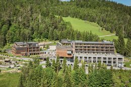 rp279-tait-daniel-neuhauser-2-260x173