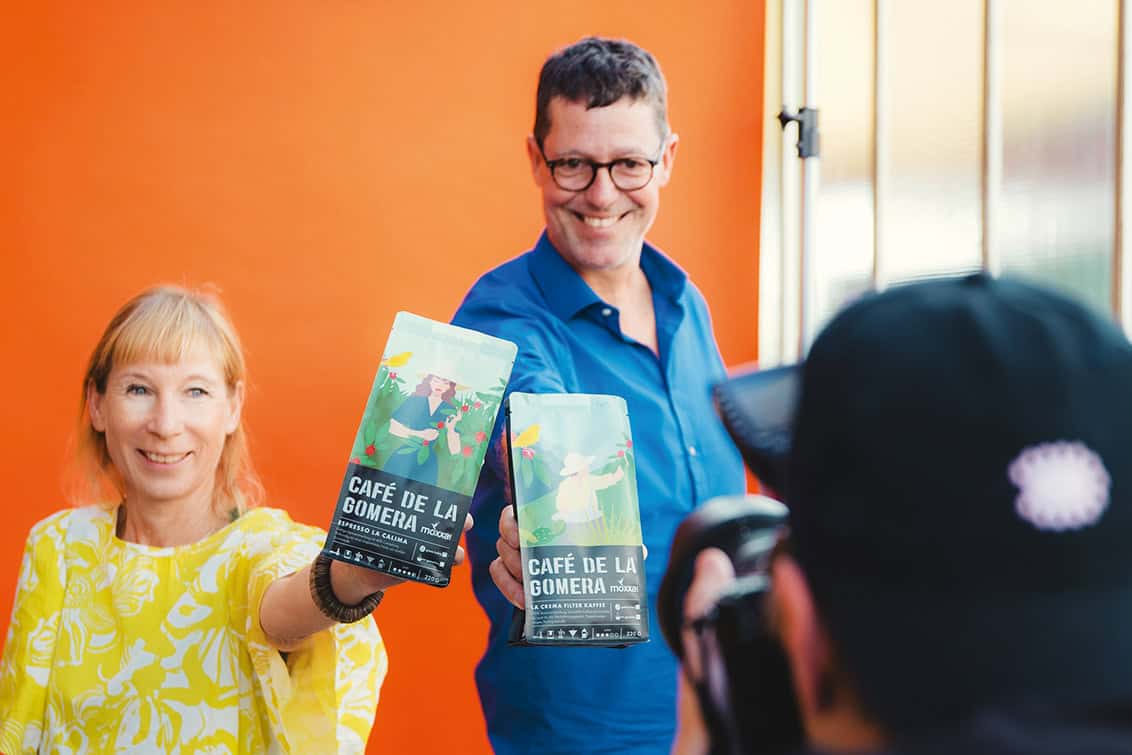 rp287-pr-freakstotable-7