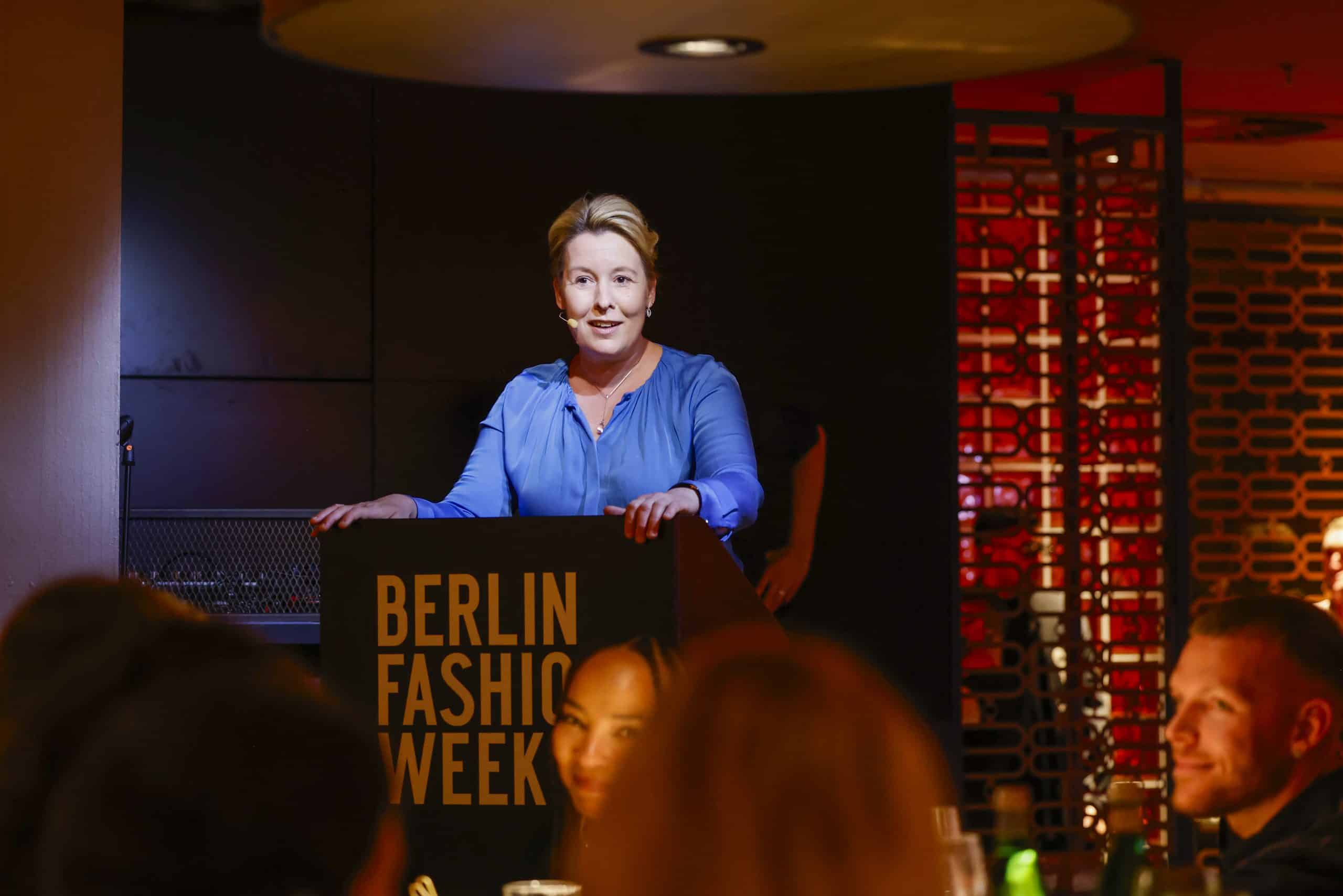 Franziska_Giffey_BeastBerlin_Berlin_Fashion_Week©Isa_Foltin_65A8787_-scaled