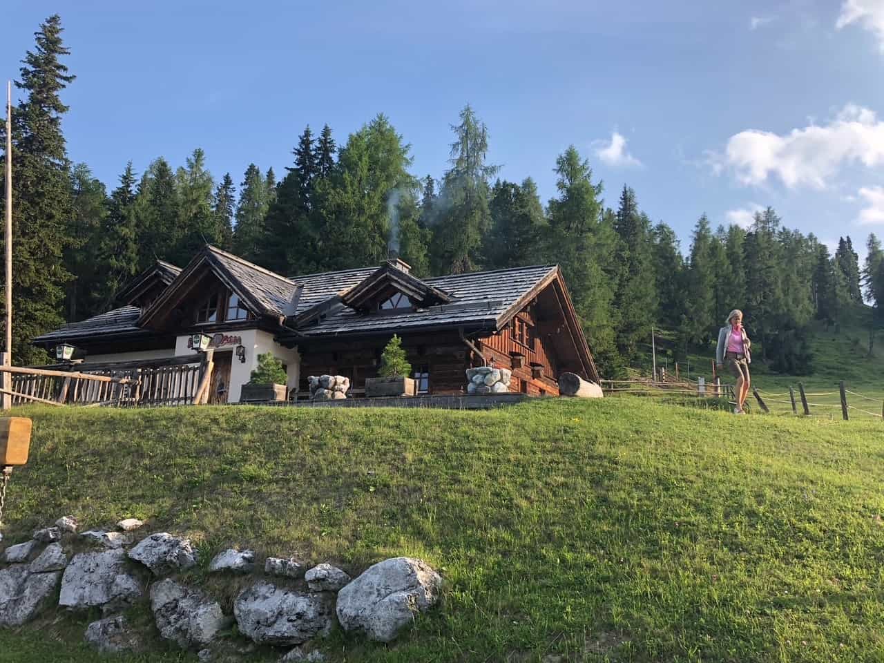 Rosemi-Ansicht-von-unten