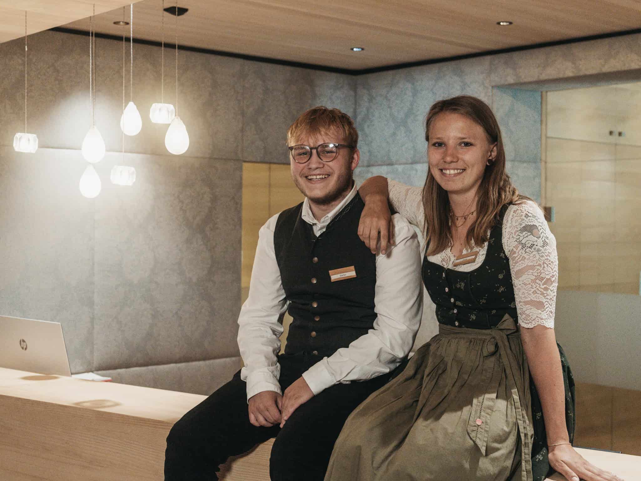 Rezeption_c_biohotel-rupertus-leogang_fotoheldentheater-736